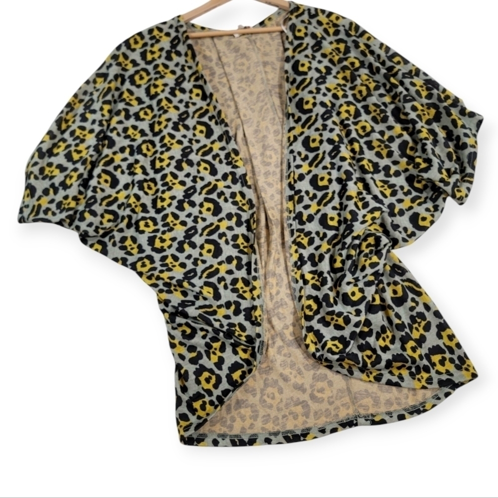 Umgee Leopard Print Kimono Cardigan Size XL Shrug